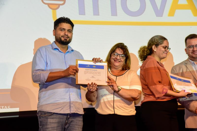 Entrega do Segundo Prêmio Inovação para Servidores Destaque local Teatro Municipal de Ananindeua