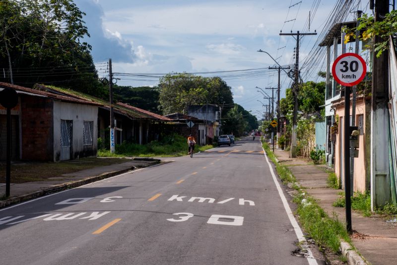 Inauguração das ruas da Comunidade Elo Il no bairro Centro