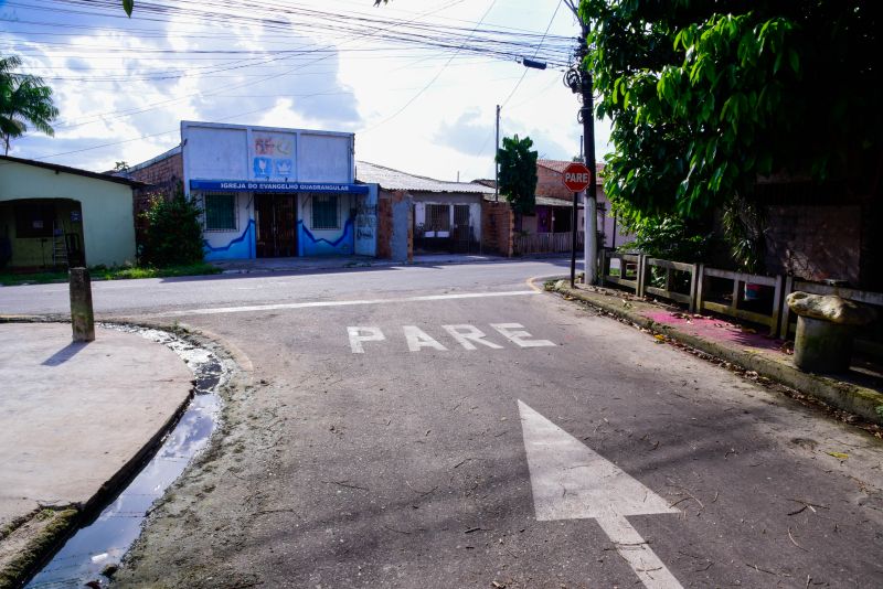 Inauguração das ruas da Comunidade Elo Il no bairro Centro