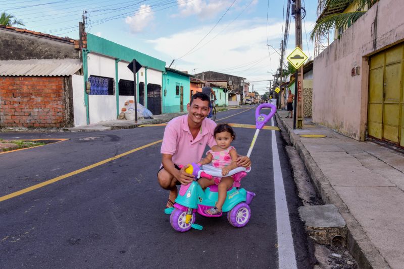 Inauguração das ruas da Comunidade Elo Il no bairro Centro