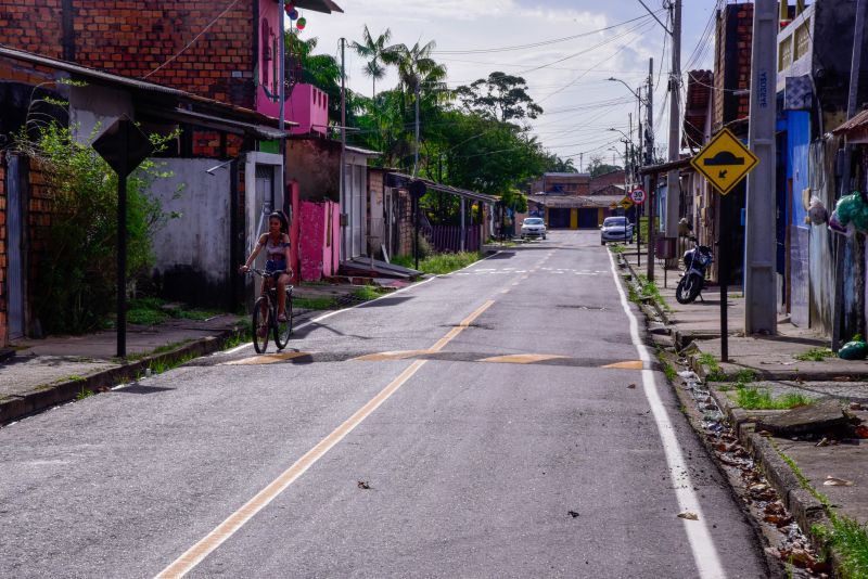 Inauguração das ruas da Comunidade Elo Il no bairro Centro