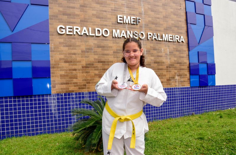 Imagens da aluna Alice Batista Martins que ganhou o JEPS Estadual De Taekwondo