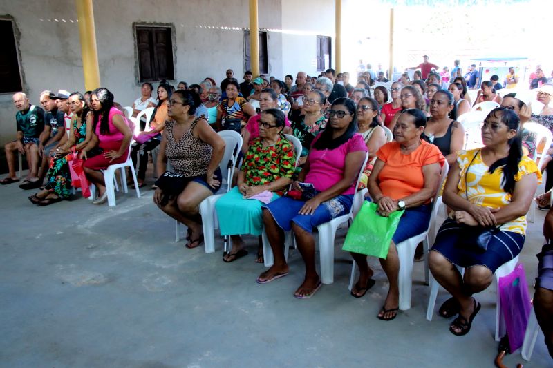 Entrega de Títulos de Propriedade na Comunidade Riacho Belo no bairro Águas Brancas