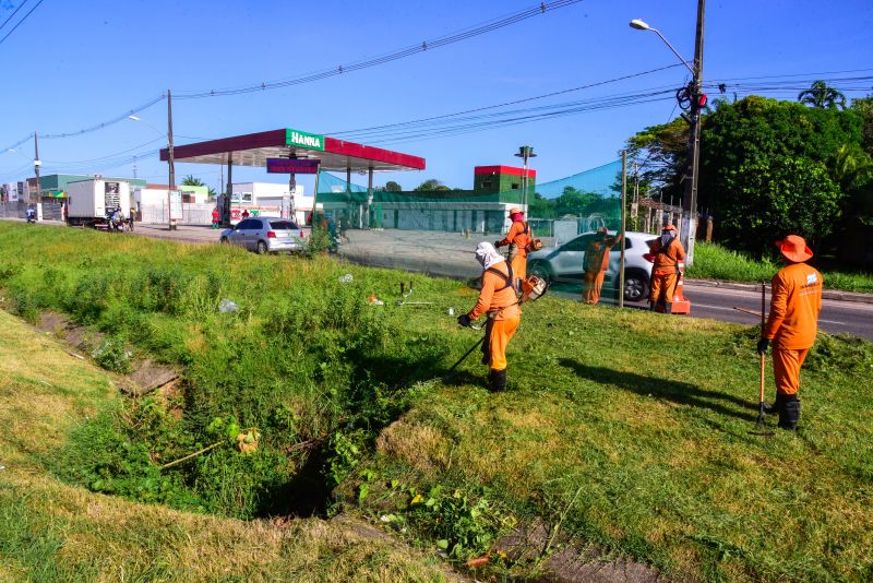 Limpeza da avenida Independência durante o mês de julho