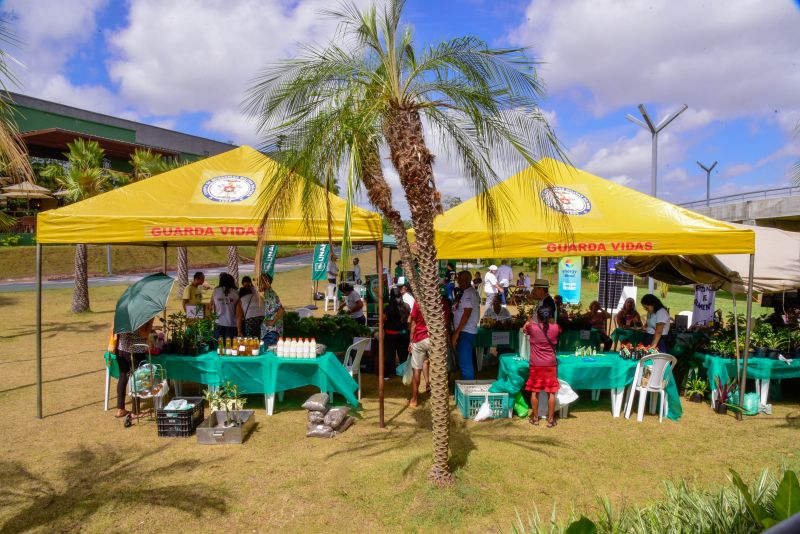 Feira da Agricultura Familiar e dos Povos Tradicionais no Parque Vila Maguary