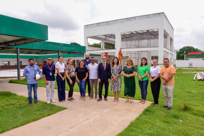 Visita técnica do MP e Defensoria do Estado na Escola do Futuro no Icuí