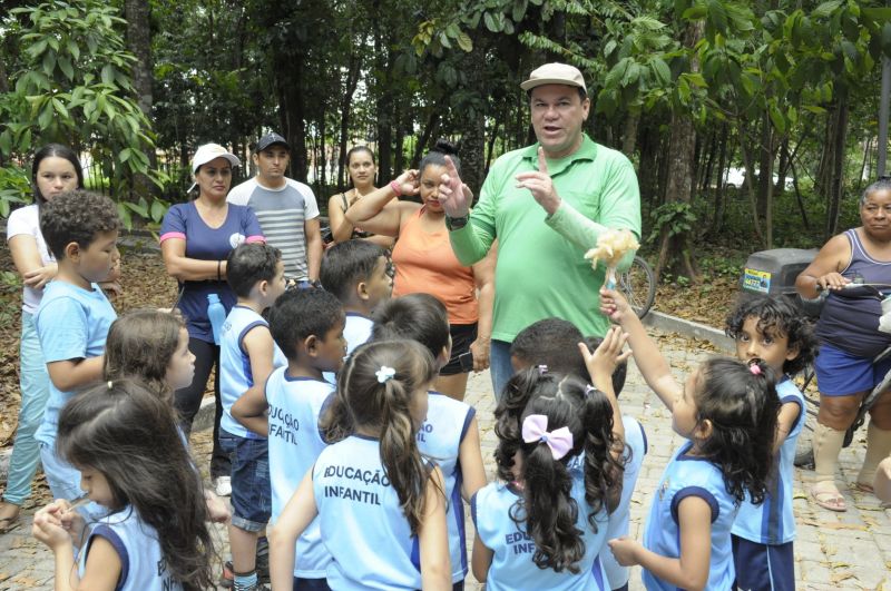 Atividades alusivas ao dia da árvore no Bosque Marajoara no conjunto Júlia Seffer