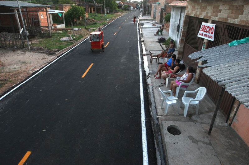 Inauguração asfáltica da rua do Fio bairro Centro