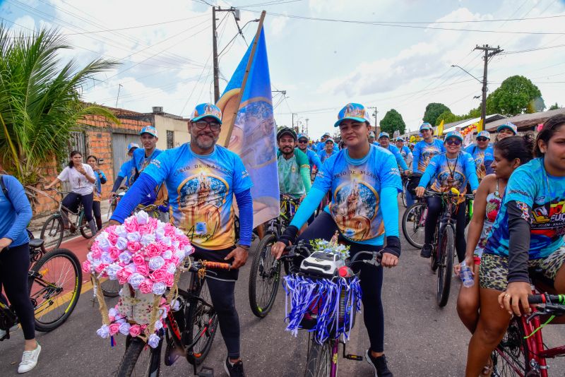 Imagens do traslado da imagem peregrina de nossa senhora de Nazaré em Ananindeua