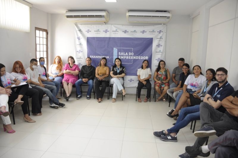 Encontro servidores Outubro Rosa e Novembro Azul