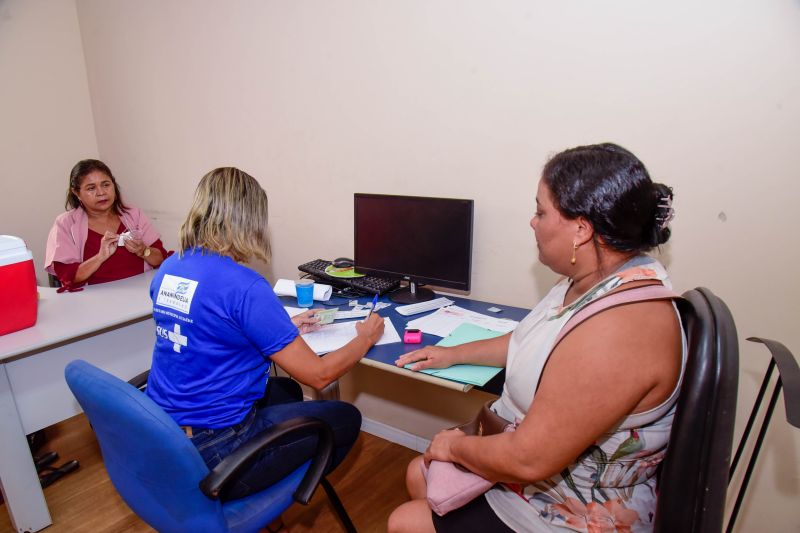 Ação Mulher no mês de Outubro Rosa