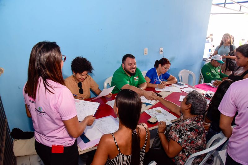 Ação Mulher no mês de Outubro Rosa