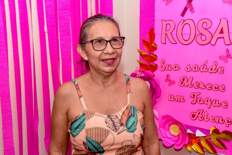 Ação Mulher no mês de Outubro Rosa