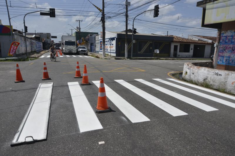 Serviço de sinalização da via SN 17