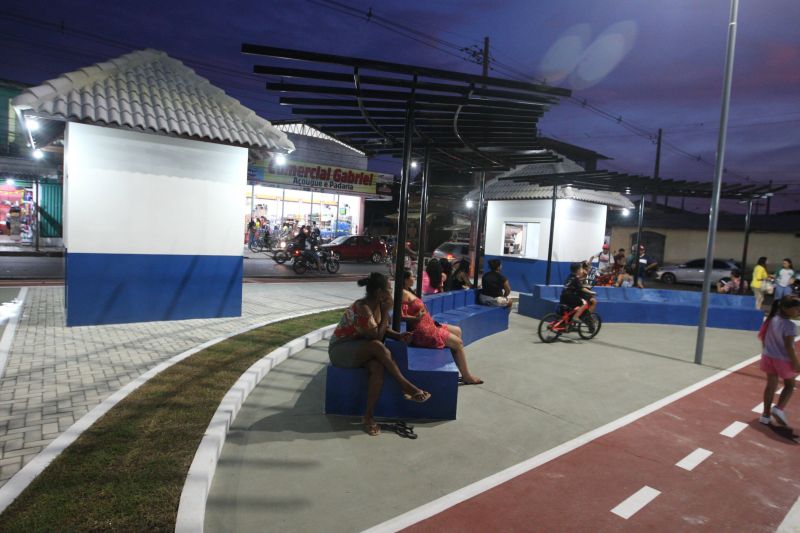 Inauguração da praça Asmovim no bairro Distrito Industrial