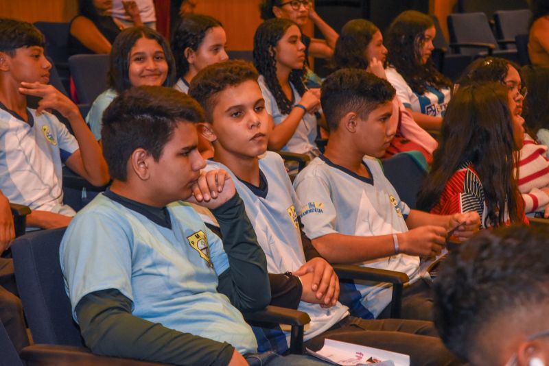 Abertura de 21 dias de ativismo no Teatro Municipal de Ananindeua