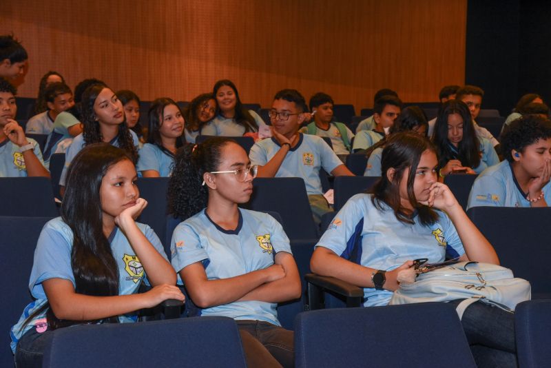 Abertura de 21 dias de ativismo no Teatro Municipal de Ananindeua