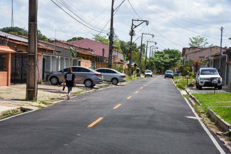 Imagens de apoio das ruas asfaltadas e com sinalização vertical e horizontal no conjunto Julia Seffer