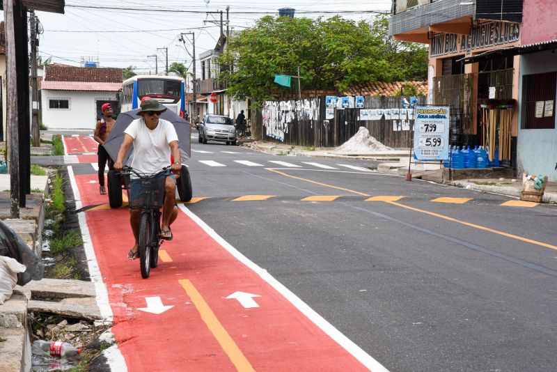 Imagens da revitalização de sinalização na Av Principal do Icuí Guajará