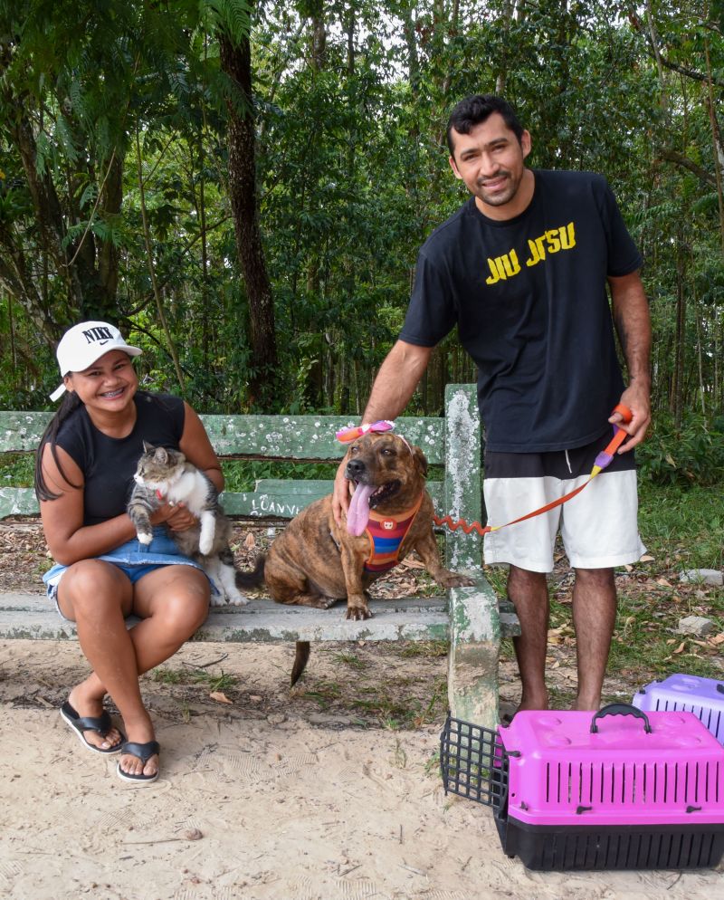 Vacinação de Pets, cães e gatos no Bosque Uirapuru no conjunto Julia Seffer