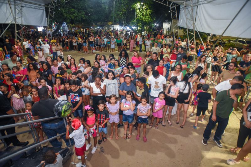 Natal do Amor no Bosque Marajoara no conjunto Júlia Seffer