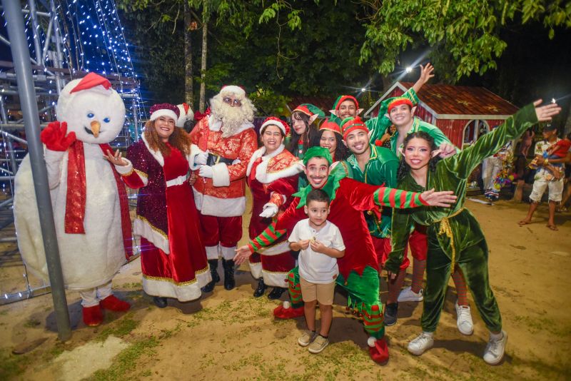 Natal do Amor no Bosque Marajoara no conjunto Júlia Seffer