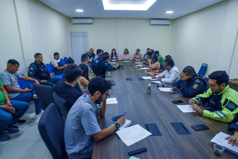 Reunião para o alinhamento das festas do final de ano e aniversário da cidade