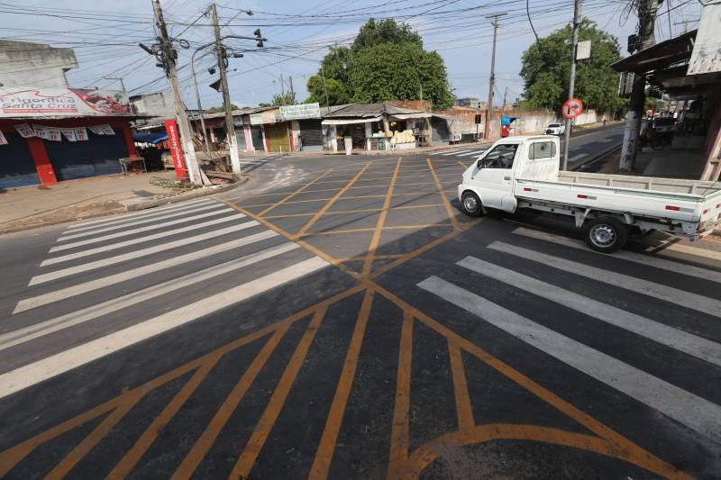 Faixas AV Hélio Gueiros