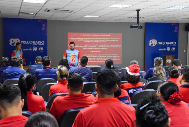 Prefeitura de Ananindeua realiza palestra e testagem de ISTs em rede de supermercado