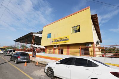 galeria: Assinatura de ordem de serviço para reforma da EMEF Maria Estelita Barbosa bairro Água Brancas