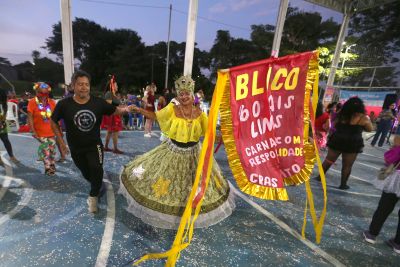 galeria: Baile de Máscara da Terceira Idade CRAS  Estrela Ananin bairro de Águas Lindas