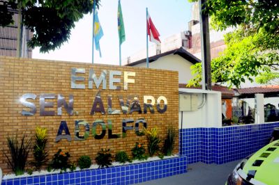 galeria: Inauguração da EMEF Senador Álvaro Adolfo no bairro Guanabara