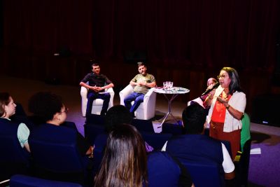 galeria: Palestras sobre a semana do folclore no teatro Municipal de Ananindeua