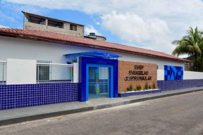 notícia: Escola Evangelho Quadrangular, em Águas Lindas, é entregue revitalizada e com área coberta para esportes