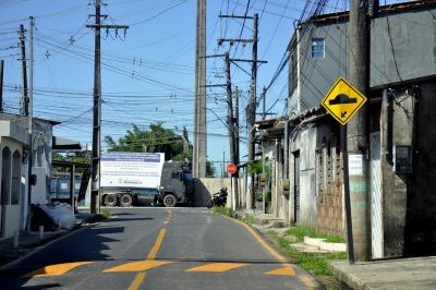 notícia: Obras de asfalto chegam nos quatro cantos da cidade de Ananindeua