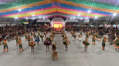 notícia: Público lota a arena Forró Ananindeua para apreciar a cultura regional e apresentações de quadrilhas