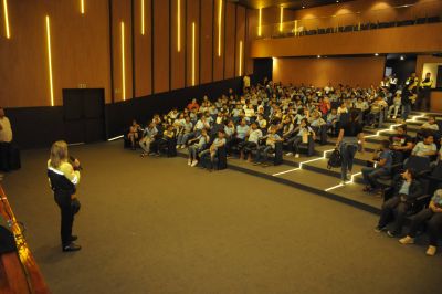 notícia: Alunos de Ananindeua participam de evento educativo em Alusão a Semana do Trânsito