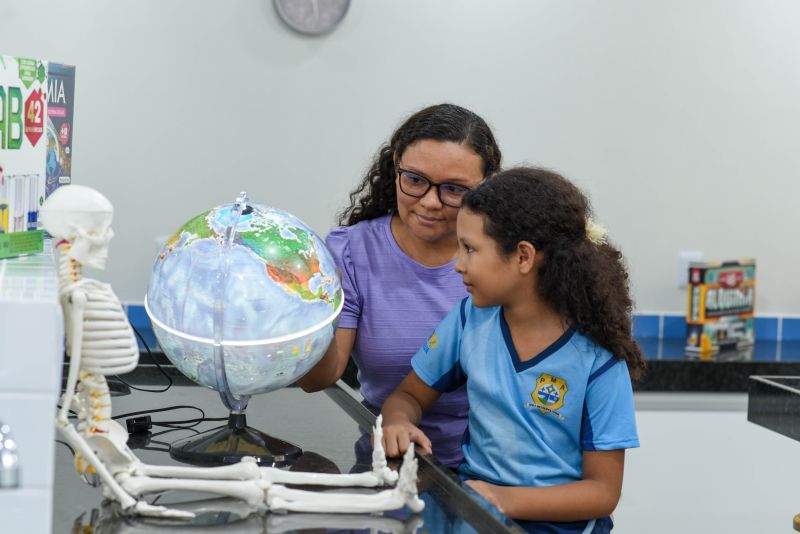 Inauguração da EMEF Santa Margarida Antioquia Psídia no bairro 40 Horas