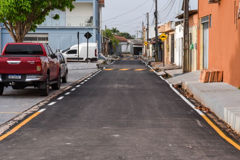 Inauguração das ruas pavimentadas e com sinalização horizontal e vertical, alamedas 11,12,13,14 e 16 no conjunto Sabiá no bairro 40 Horas