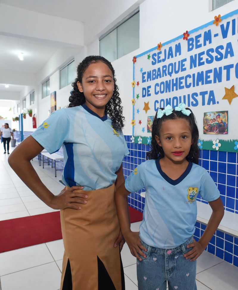 Inauguração da EMEF Maria Estelita Barbosa da Silva, no conjunto Gira Sol bairro Águas Brancas