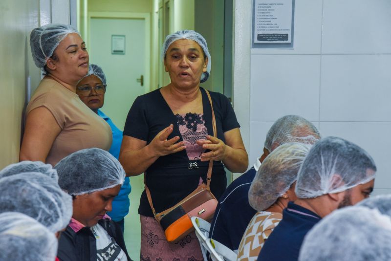 Imagens da capacitação para batedores de açaí de Ananindeua