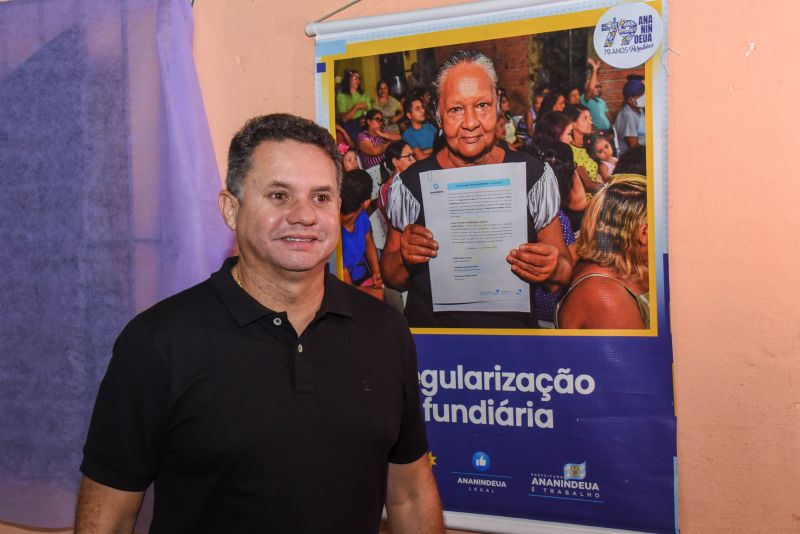 Entrega de Certidão de Imóveis para moradores do Jaderlândia ll