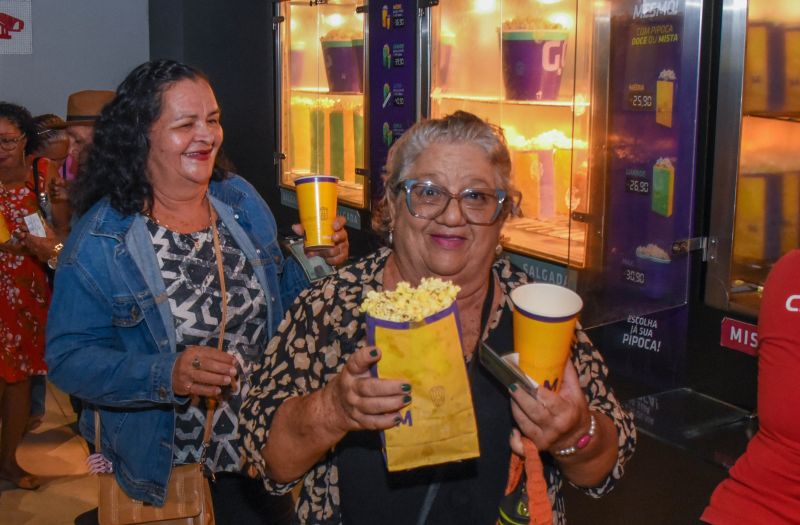 Sessão Cinema 60 + com Idosos CRAS Ananindeua No Shopping Metrópole