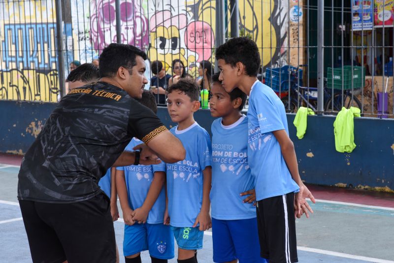 Projeto bom de bola bom de escola