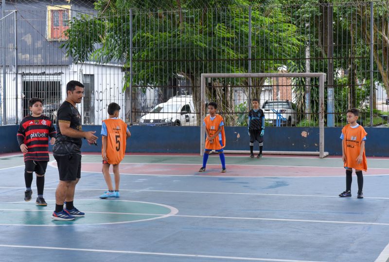 Projeto bom de bola bom de escola