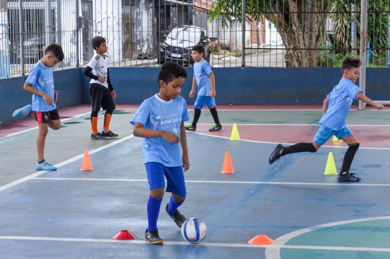 Projeto bom de bola bom de escola