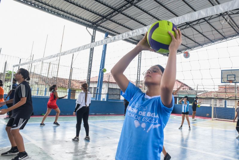 Projeto bom de bola bom de escola