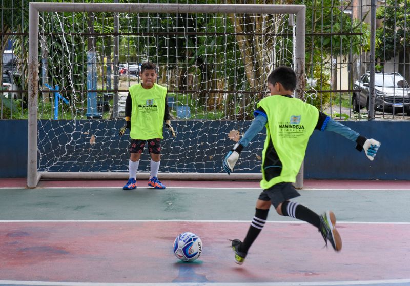 Projeto bom de bola bom de escola