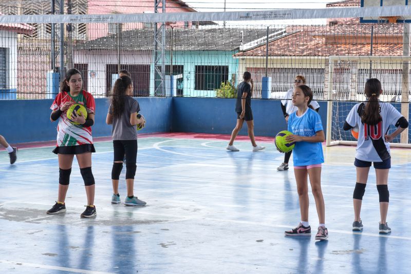 Projeto bom de bola bom de escola