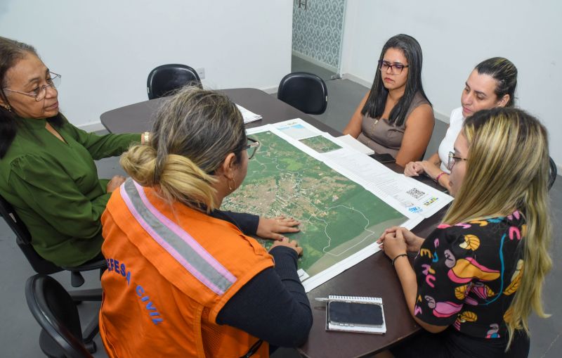 Reunião de enfrentamento as condições climáticas